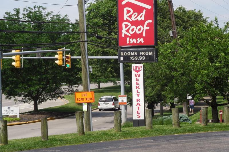 Red Roof Inn Cincinnati Northeast - Blue Ash Esterno foto